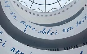 Anna Home in Chiaia